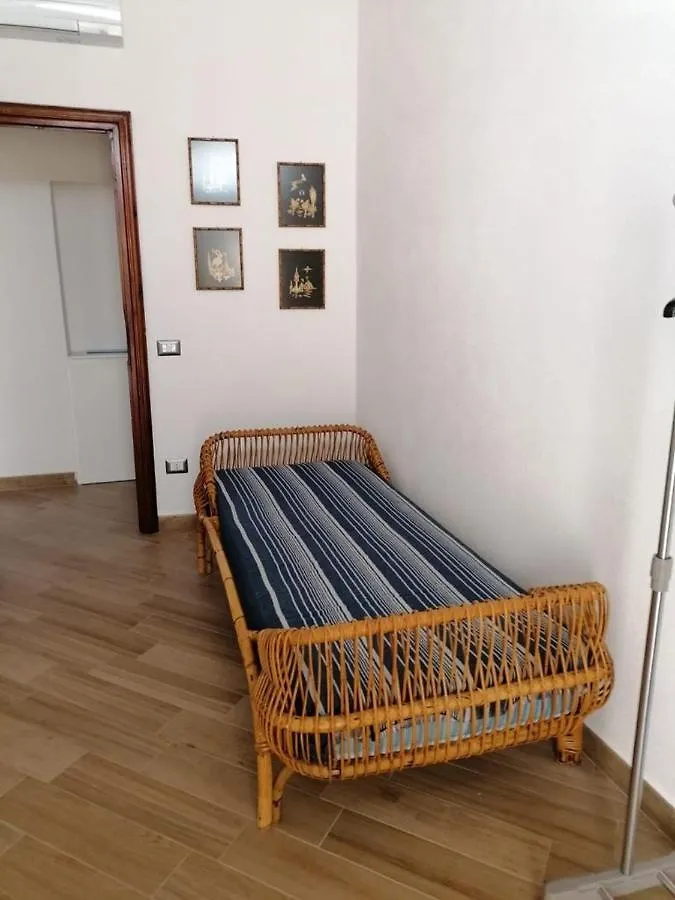 Valeria San Vincenzo apartment