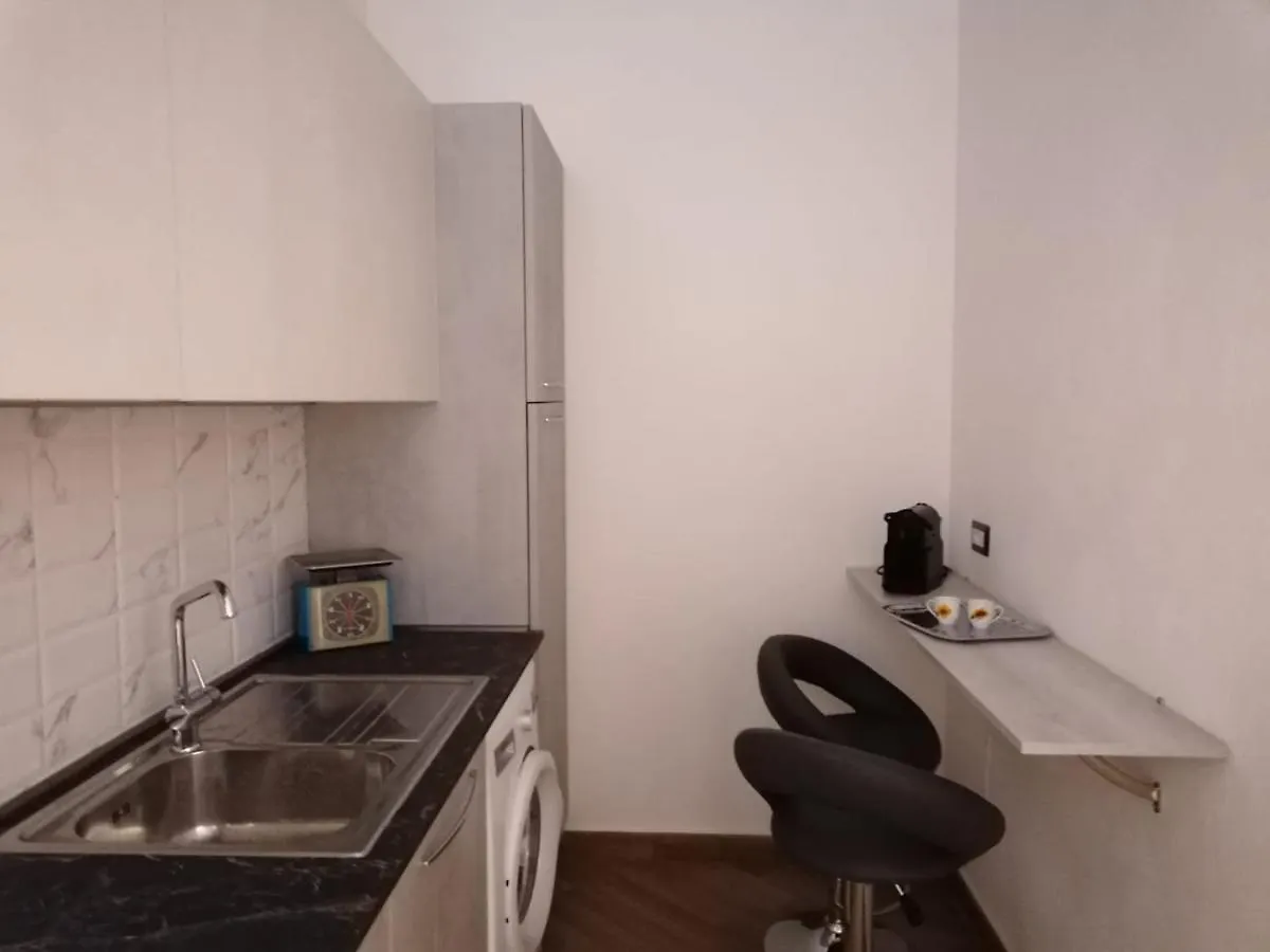 Valeria San Vincenzo Apartment